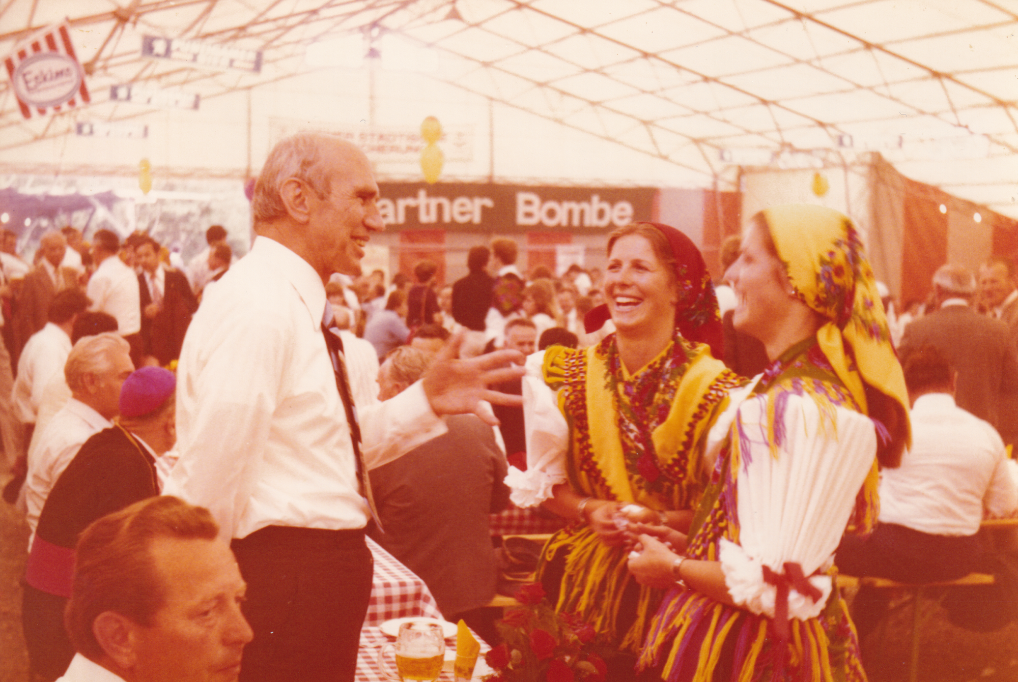 Prozvanje trgovišća 1977.