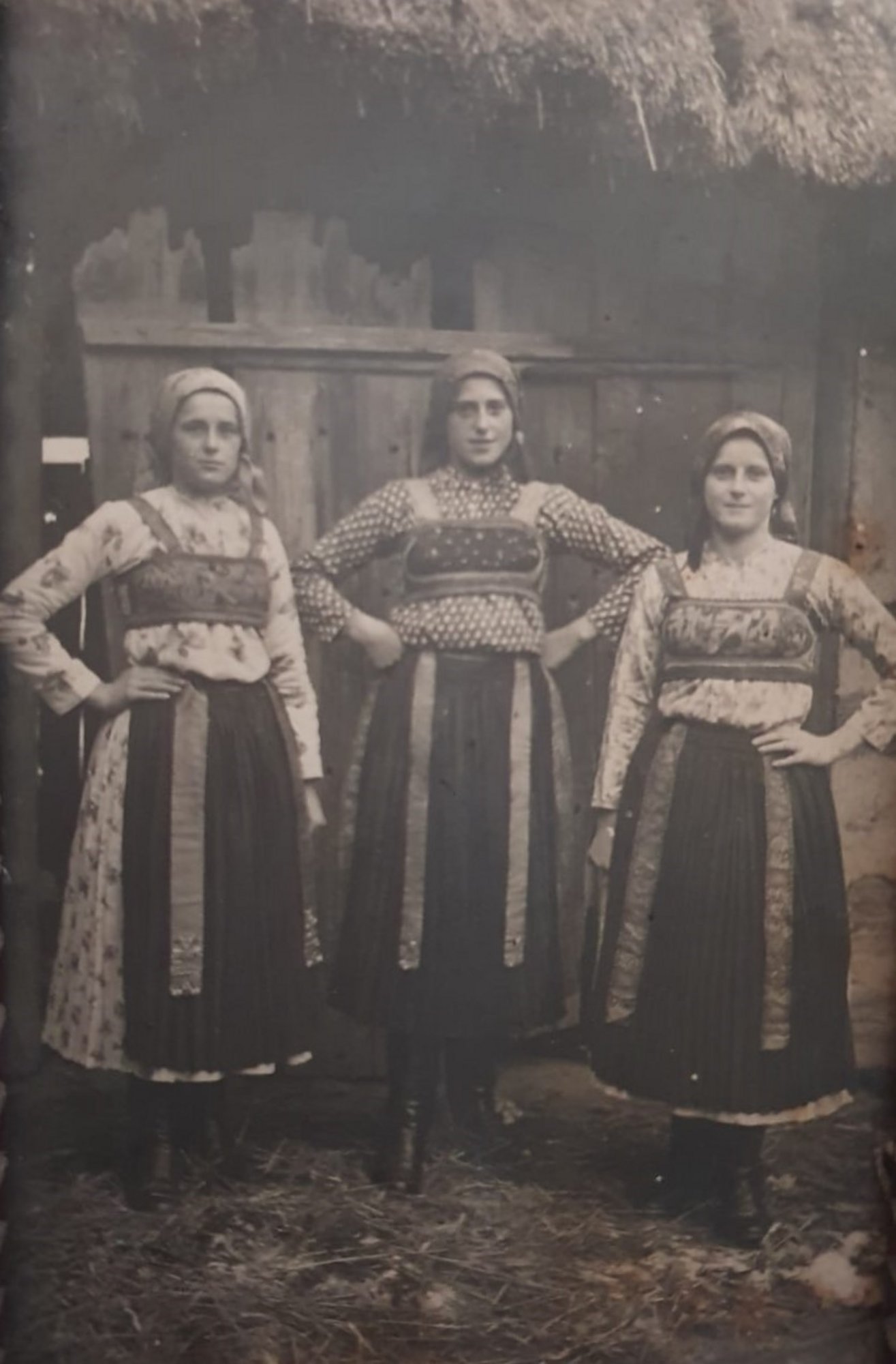 Martinove sestre oko 1930.